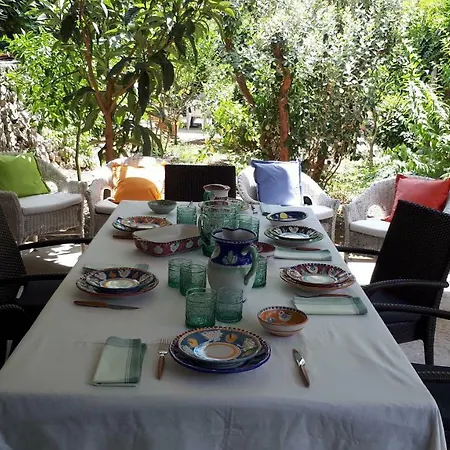 فيلة Casa Marino Aurora *