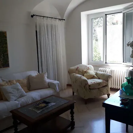 Casa Marino Aurora فيلة