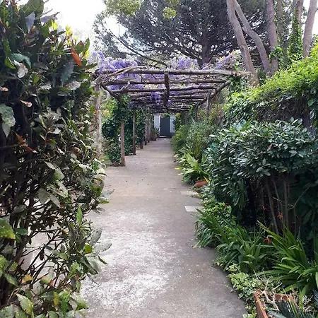 فيلة Casa Marino Aurora *